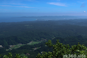 男三瓶山から島根半島を望む