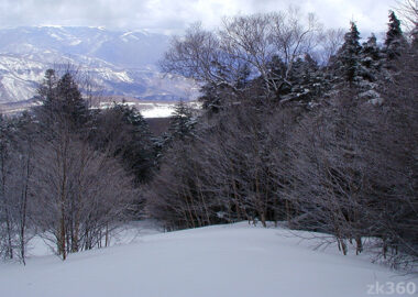 蓼科山の雪原