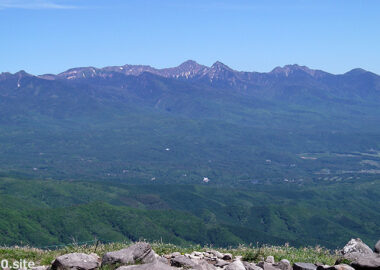 霧ヶ峰から望む初夏の八ヶ岳