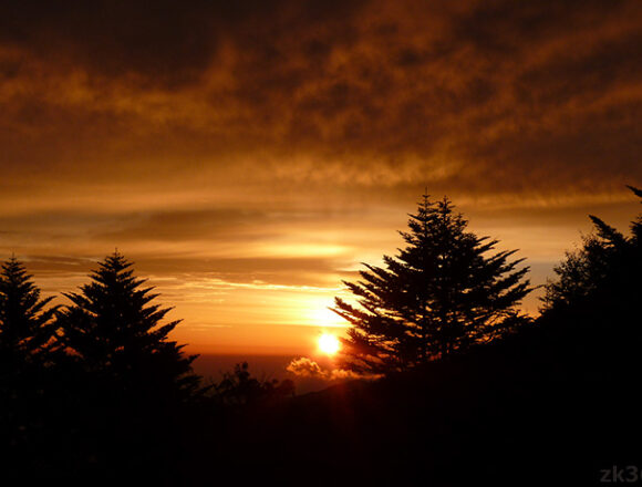 甲武信小屋前の御来光